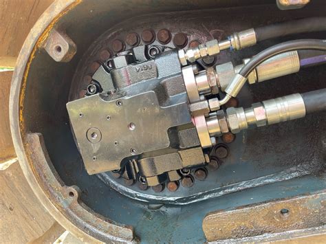 hydraulic motor for skid steer|mini excavator final drives.